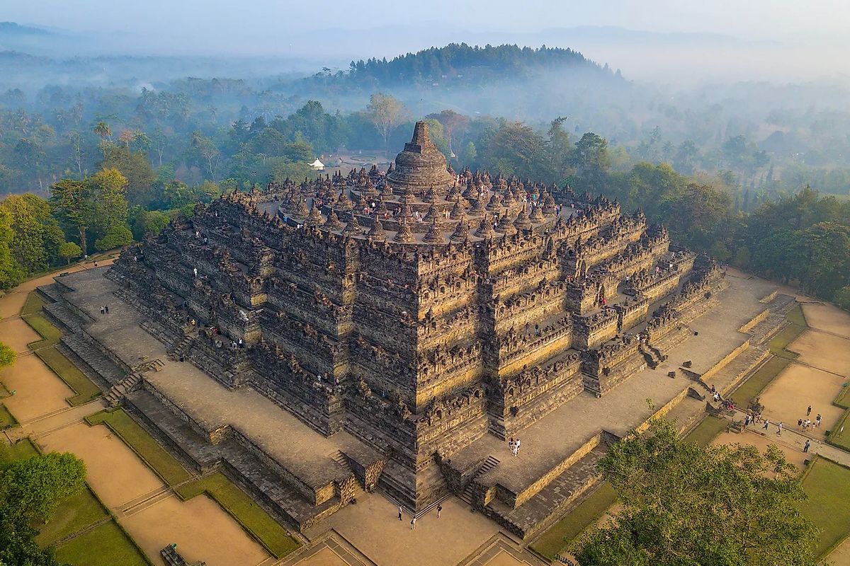 Candi Borobudur Buka Awal Juni