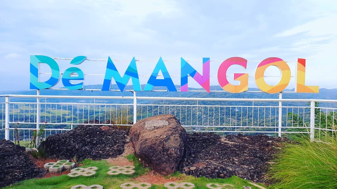 Pesona Keindahan De Mangol