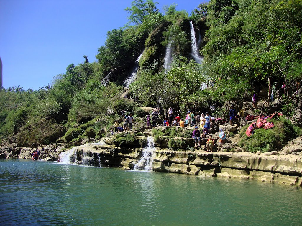 Wisata Air Terjun Srigethuk