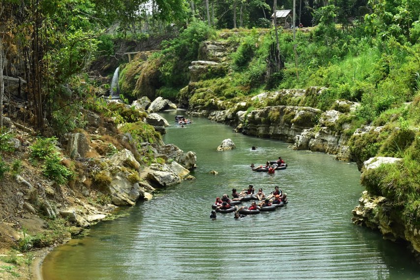 Body Rafting Sungai Oyo Yogyakarta